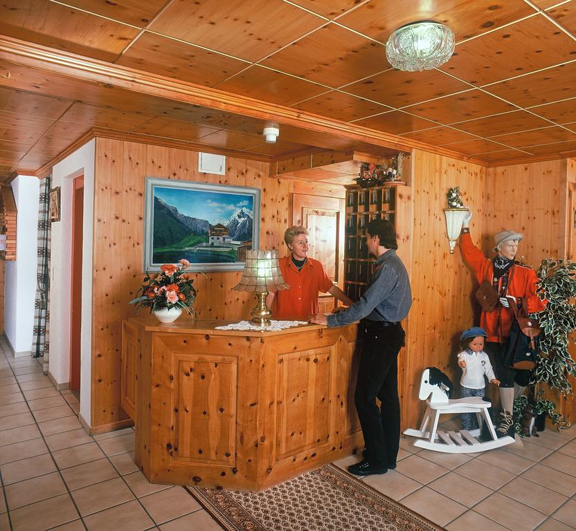 Hotel Zum See Grächen Exteriör bild